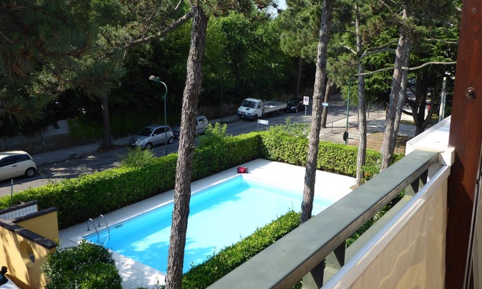 Lignano Sabbiadoro Apartment | Nice apartment with swimming pool