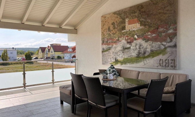 Donnerskirchen Apartment | Nice apartment for 6 people with A/C, WIFI, TV, balcony and parking