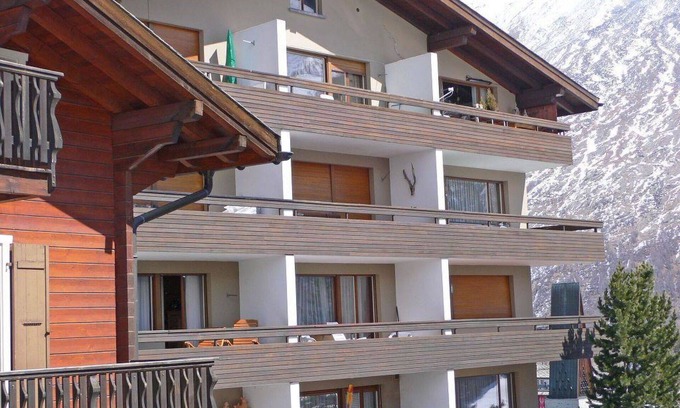 Saas-Fee Apartment | Nice apartment for 4 people with WIFI, TV and balcony
