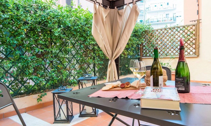 Quartiere XIII Aurelio Apartment | Nice apartment for 4 guests with WIFI, A/C, TV, terrace and pets allowed