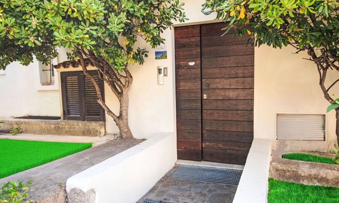 Baja Sardinia Apartment | Nice apartment for 4 guests with WIFI, A/C and TV