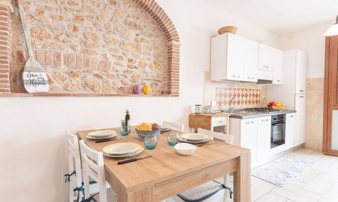 Follonica Apartment | Nice apartment for 5 people with WIFI, A/C and TV