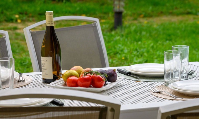 Baden Apartment | Nice apartment for 6 guests with pool, WIFI, TV and terrace