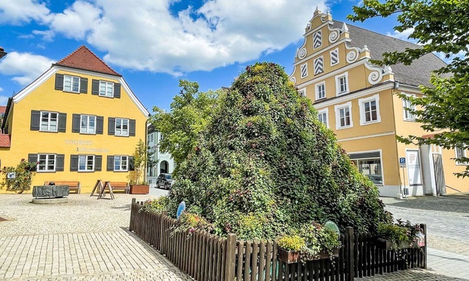 Wemding House | Nice apartment in villa for 4 guests with WIFI, A/C, TV, terrace and pets allowed