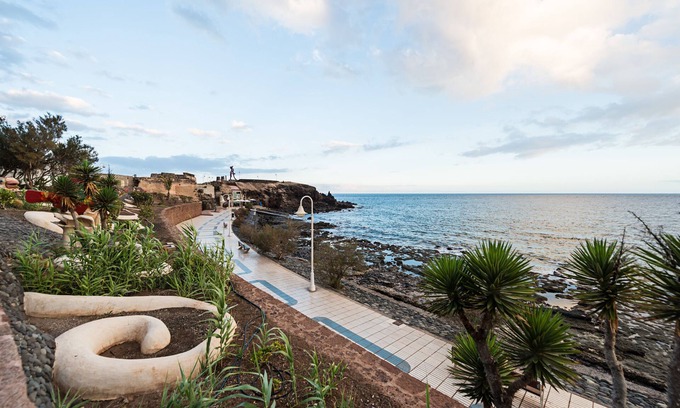 Playa de Arinaga Condo | Nice frontline apartment in Playa de Arinaga