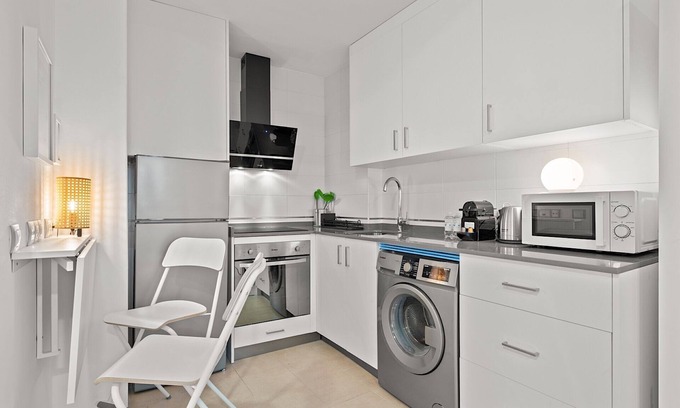 La Merced Apartment | Nice Stay Studio Two Sidewalks