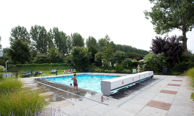 Municipality of Langedijk House | Nice tent with bathroom, near a recreation area