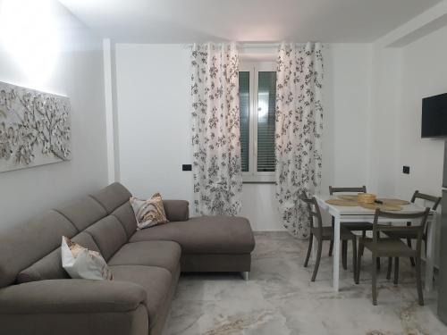 Vado Ligure Apartment | NIDO d'AMORE