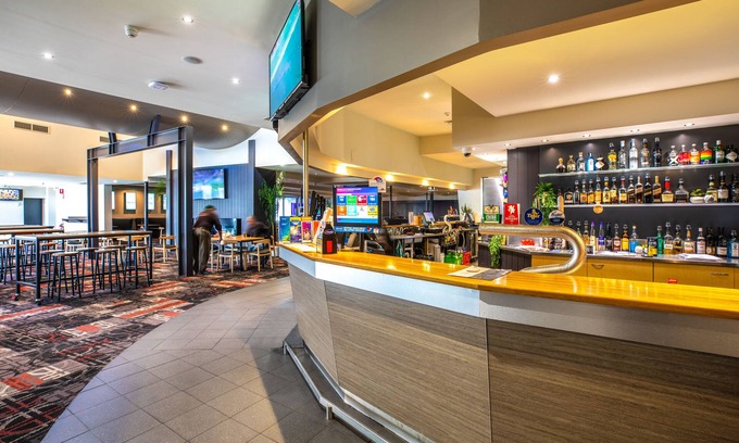 Woodville North Hotel | Nightcap at Finsbury Hotel