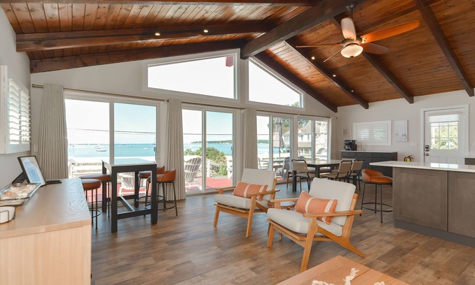Gloucester House | Niles Beach House - Beach & Boston Skyline Views