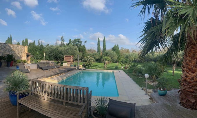 Marguerittes Villa | NIMES VILLA exceptional, quiet, all ground floor Sea and Camargue 30 minutes!