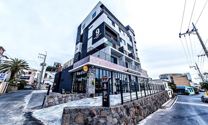 Songsan-dong House | Nine Boutique Hotel