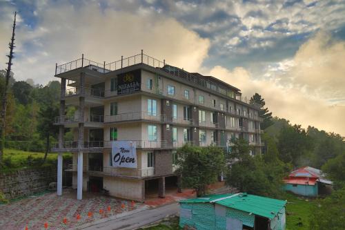 Dhirkot Hotel | Nizalia Hotel by Marvelous Holidays