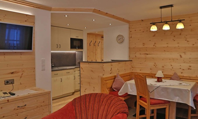 Graen Apartment | No. 15 ZIRBENwelt suite - Braito guest house