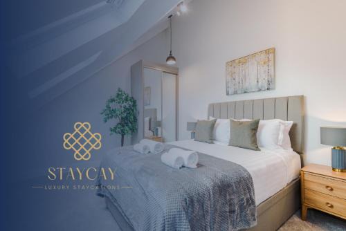 Stoney Middleton Apartment | No.44 - Deluxe 2-Bedroom Duplex with Balcony