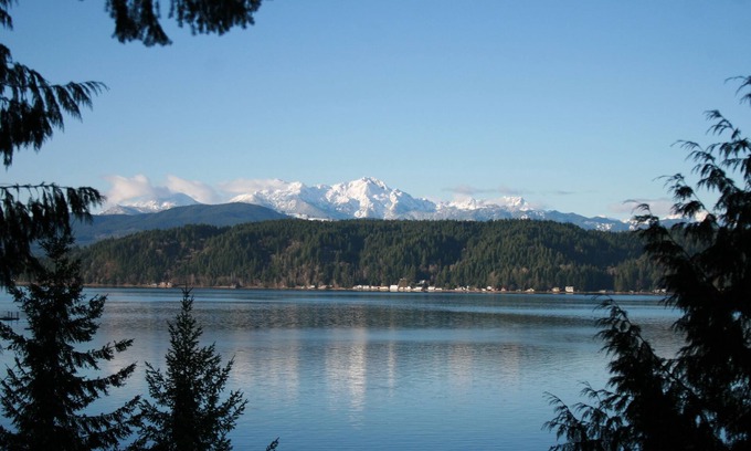 Union House | No Better View of the Olympics (near Alderbrook Resort)