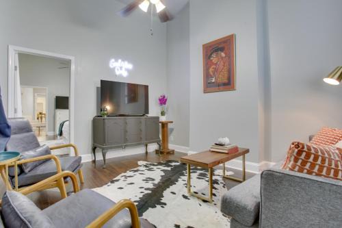 Saint Thomas Development House | NOLA Gem 3 Mi to French Quarter