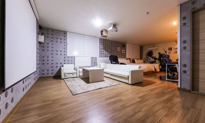 Nonsan Hotel | Nonsan Mountain Hotel