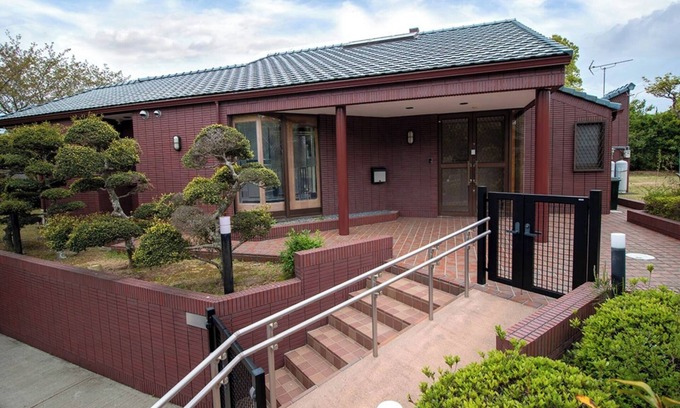 Shima House | Nonsmoking Limited to one group per day Priva/Shima Mie