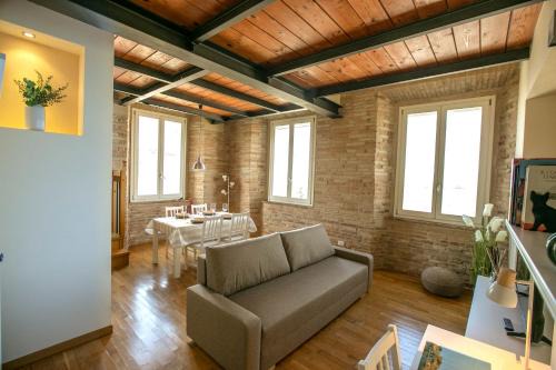 Monte San Vito Apartment | NonSoloPanorama