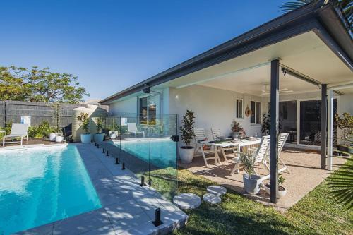 North Lakes House | Nora Poolhouse Oasis, 4-beds house, North Lakes