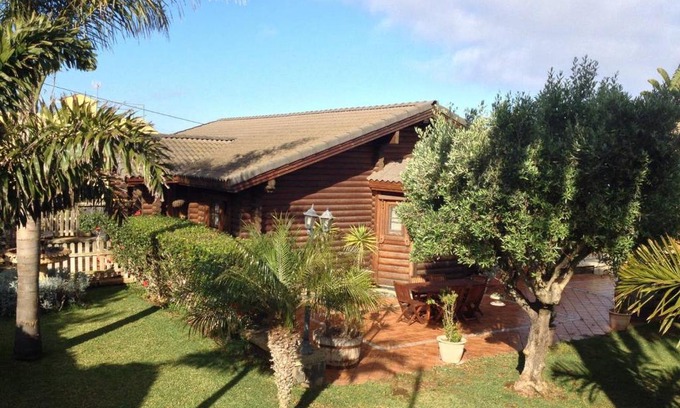 Tacoronte House | NORDIC HOUSE NEAR THE BEACH IN QUIET NEIGHBORHOOD, All AMENITIES