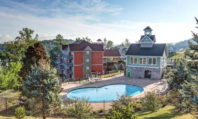 Andersonville Condo | Norris - Happy Place