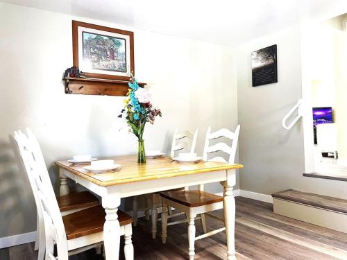 Paulding House | North - Family Neighborhood, Pet Friendly