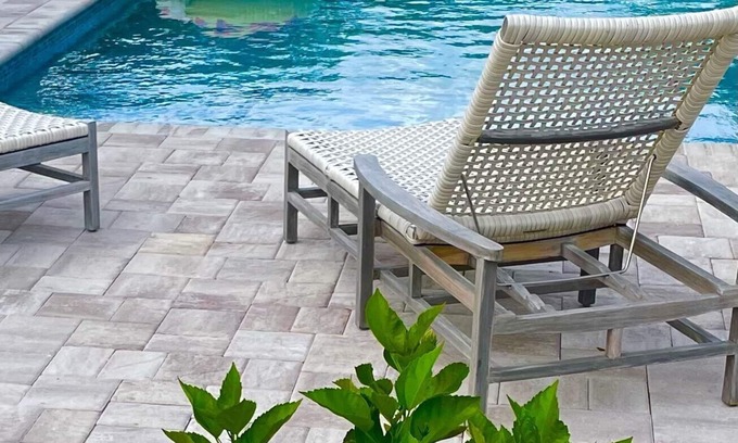 Lakeland House | North Lakeland Heated pool