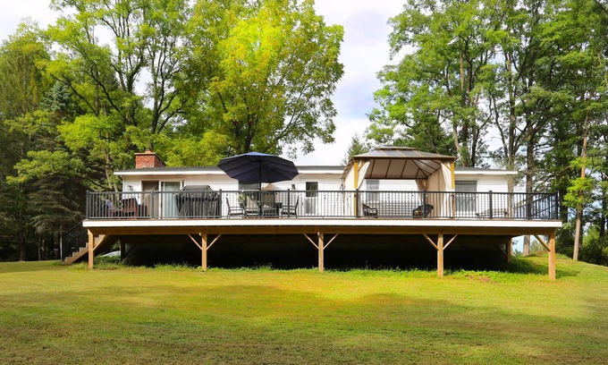 Surprise House | Northern Catskills Unique Nature Experience -Secluded, yet Close to Everything!