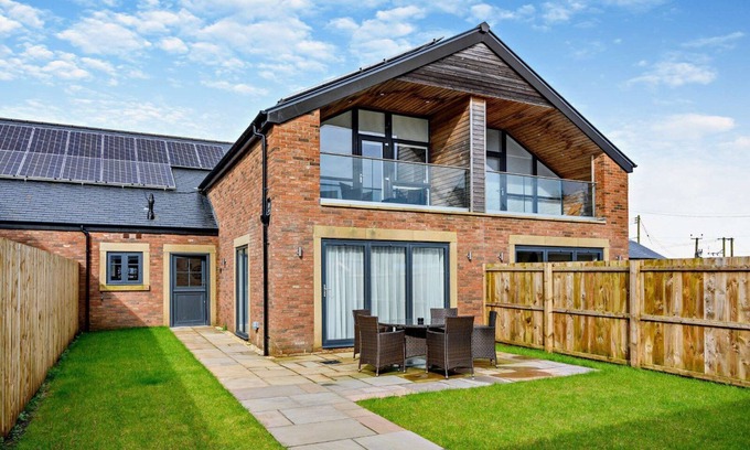 Woodhorn House | Northumberland Luxury Stays - The Gavel