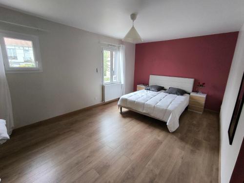 Argenteuil Bed & Breakfast | Notre Dame d'Orgemont - Rose 3