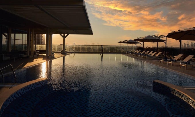 Jumeirah Village Triangle Hotel | Novotel Jumeirah Village Triangle