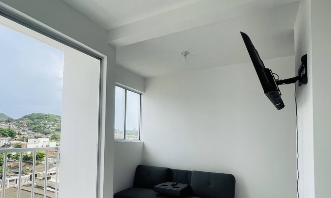 Torices Apartment | NUEVO. Excelente localización, piscina, parqueadero.