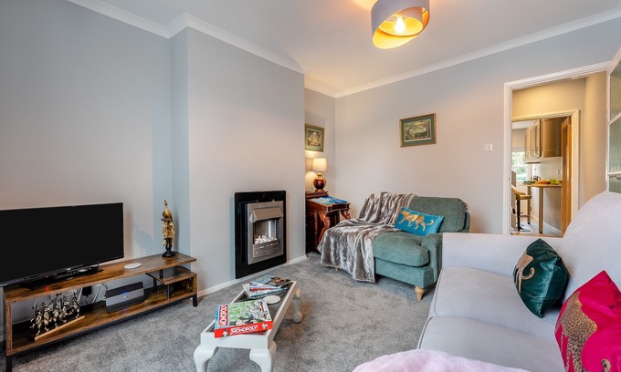 Lewes Apartment | Nulli Secundus - One Bedroom Apartment, Sleeps 2
