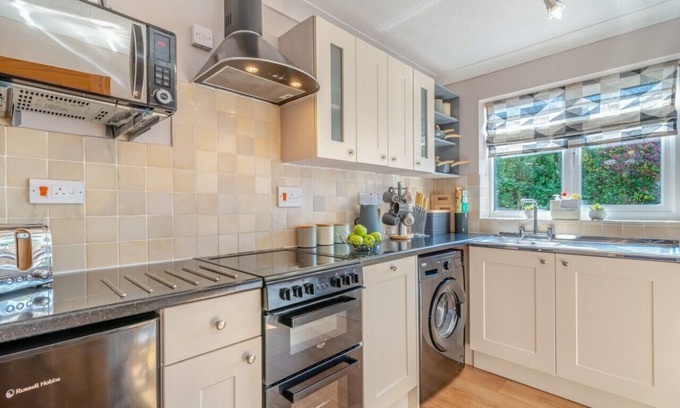 Harleston House | Number 5 - Wortwell - Two Bedroom House, Sleeps 4
