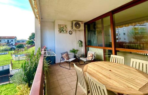 Monza Apartment | Nutshell apt Monza Parco, Centro, Policlinico