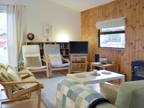 Cenarth House | Oak Haven