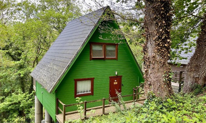 Liverton Villa | Oak Tree Lodge - A Romantic Getaway- Finlake Resort & Spa - Devon