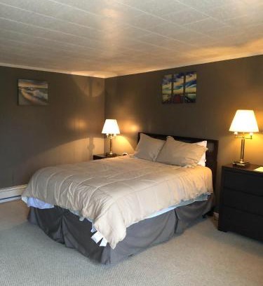 Black Creek Hotel | Oakes Oramel Inn