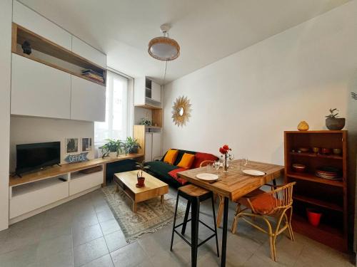 Republique - Tolstoi Apartment | Obélisque - maison 5 personnes - check in h24 - wifi