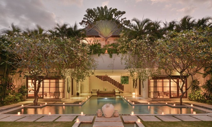 Laksmana Villa | OB8001 - Family 8 Bedroom Villa in Seminyak