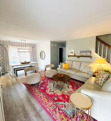 Crescent Beach House | Ocean Blvd Beach Makin Waves Home,sleeps 8,pets OK,free park