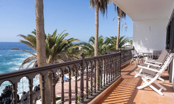 Santiago del Teide Apartment | Ocean front 3 bedroom apartment