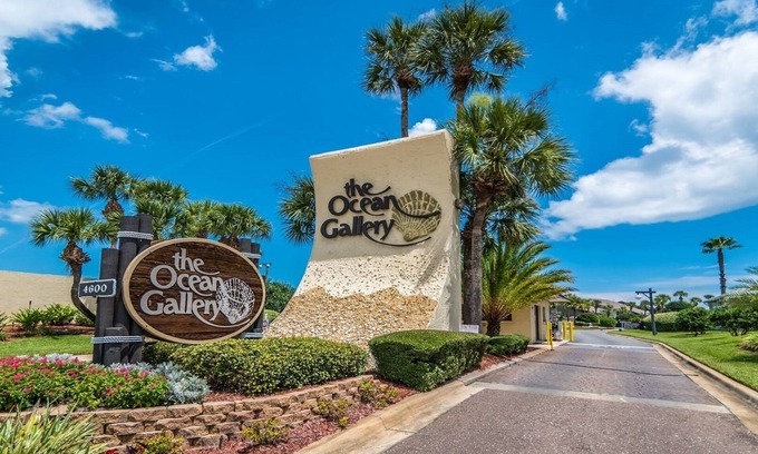 Butler Beach Condo | 'Ocean Gallery-Oceanview- The Best Address on the Beach-112 Premiere Vista
