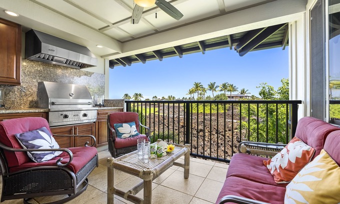 Kamuela Condo | 🏖️Ocean & Mountain Views | 2BR with Loft, 4 Beds | Relax in Luxury