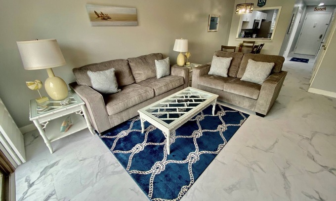 Crescent Beach Condo | Ocean view 2 bedroom townhouse