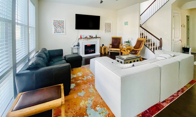 Frankford House | Ocean View Beach Club designer home with bikes, resort-style pool, sauna & gym