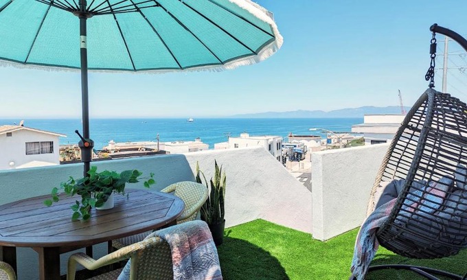 El Porto Apartment | Ocean View Hideaway Manhattan Beach - DO NOT REACTIVATE - OLD MB44D