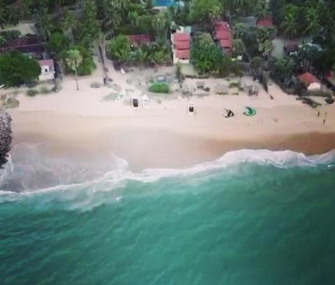 Kudawa Bed & Breakfast | Ocean view kite surfing school